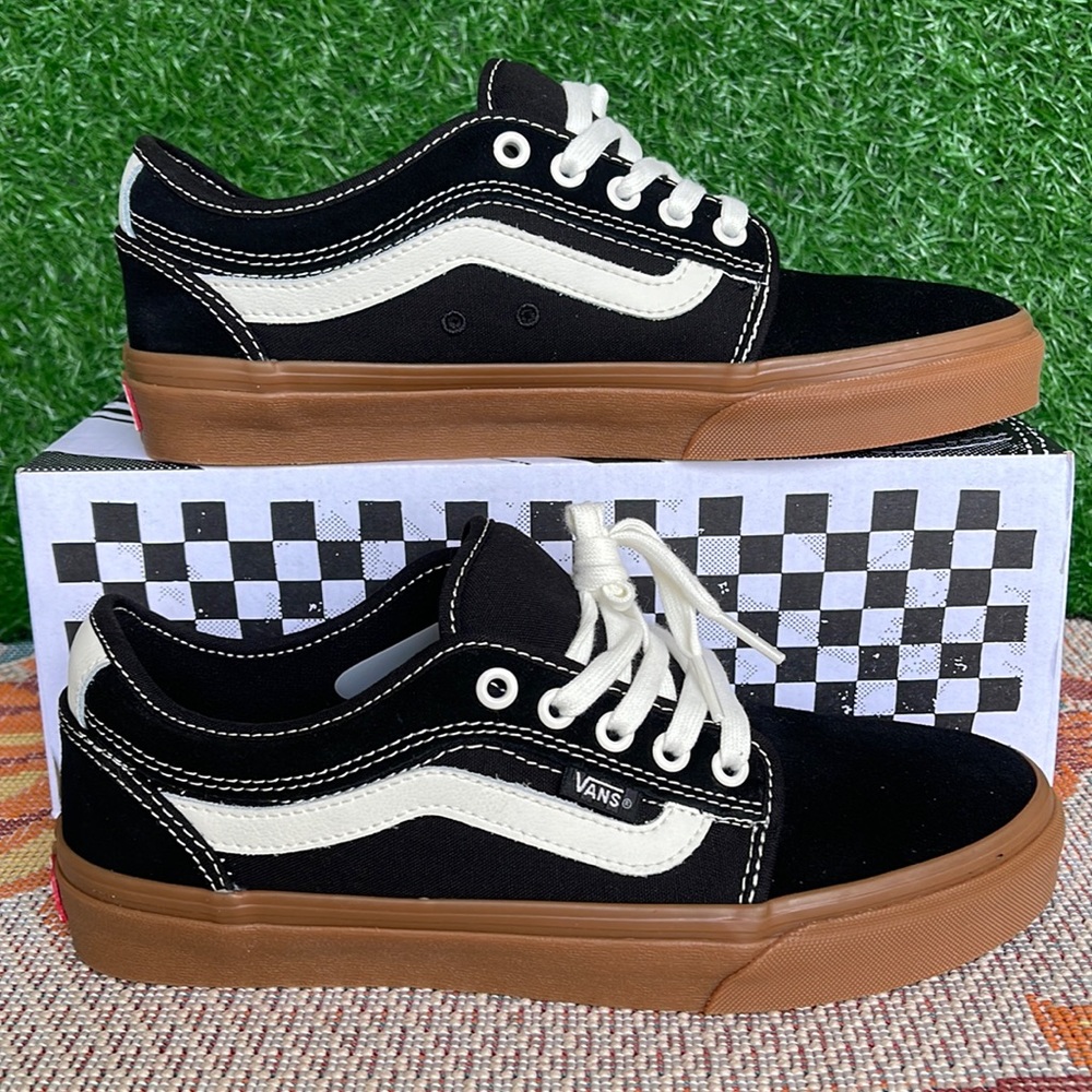 Vans Men’s Chukka Low Sid Black/Gum VN0A5KQZB9M Skate Sneakers
